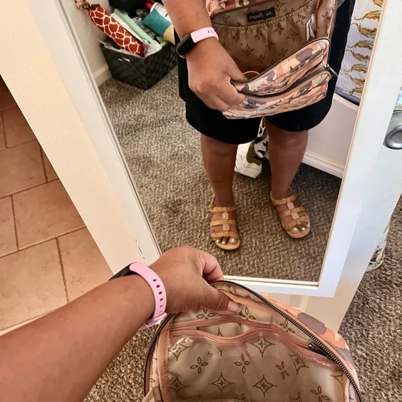 Lug Ranger Pink Camo purse - Picture 4 of 13